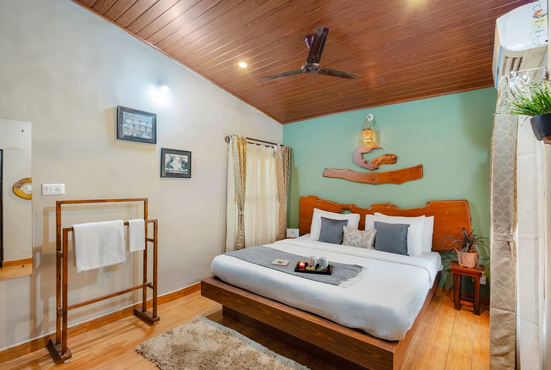 Twisted Tree Together | 2-BHK Pet-Friendly Villa with Shared Pool, Bar & Restaurant – photo 26