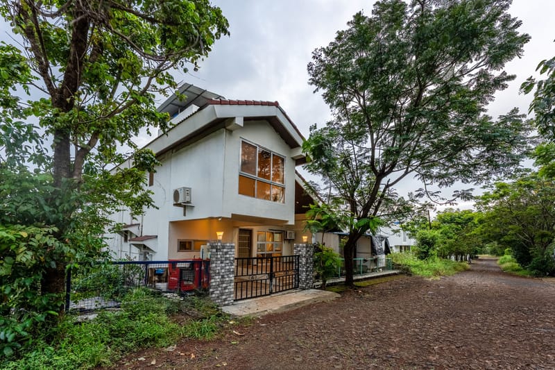 GauRi Villa | 3-BHK Villa With Private Pool, Lounge, Garden & Bathtub With 360 Panoramic Hill Views Near Waterfalls – photo 38
