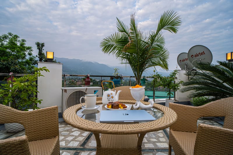 Sky Paradise | Pet-friendly 3-BHK Retreat With Gaming Zone, Home Theatre & Rooftop Gazebo – photo 26