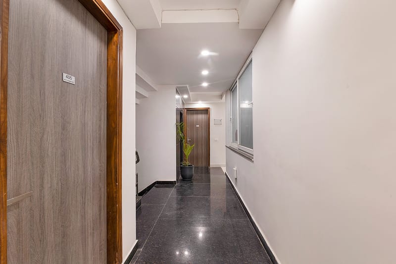 Liv Regalia Serviced Apartments | 1-BHK With Balcony with Restaurant, Lift, Gym & Conference Room | 1 km from Millennium City Centre – photo 22