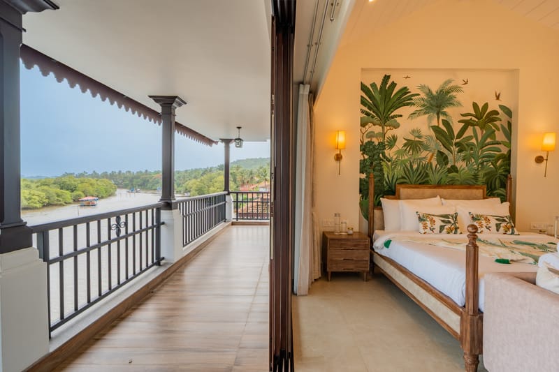 Villa Riviere | Private Riverfront Estate with 6-BHK & 3-BHK, 2 Infinity Pools, Lift, Lounge Area & Kids' Room | 3 Km from Candolim – photo 31