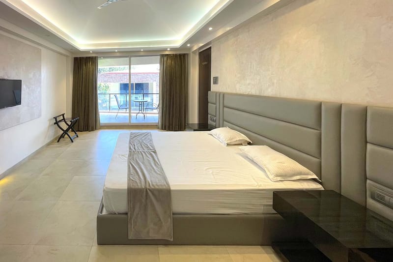 3 Rooms @ Grande Montana – photo 15