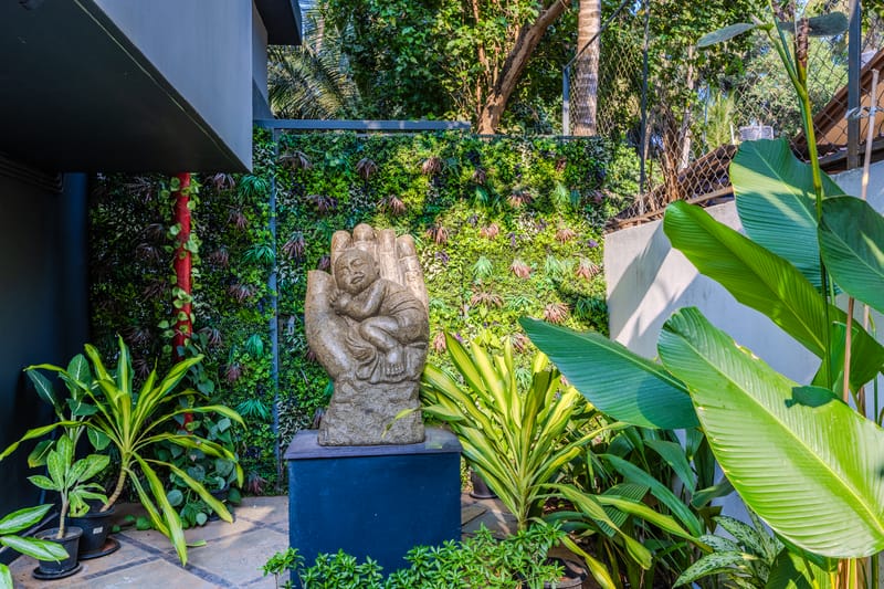 Goan Bliss Junior Suite | Spacious Boutique Suite with Living Room, Private Terrace, Shared Pool, Restro, Spa & Library – photo 14