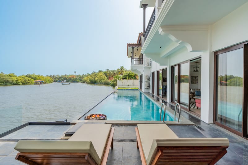 Villa Riviere | Private Riverfront Estate with 6-BHK & 3-BHK, 2 Infinity Pools, Lift, Lounge Area & Kids' Room | 3 Km from Candolim – photo 3