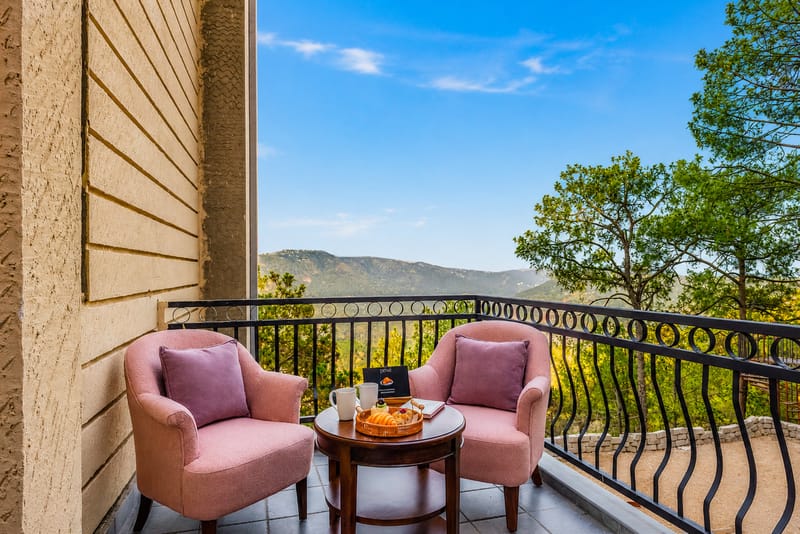 The Royce Silver Oak Opal | Thoughtfully Designed Pet-Friendly 2-BHK Apartment with Scenic Private Deck & Clubhouse – photo 13