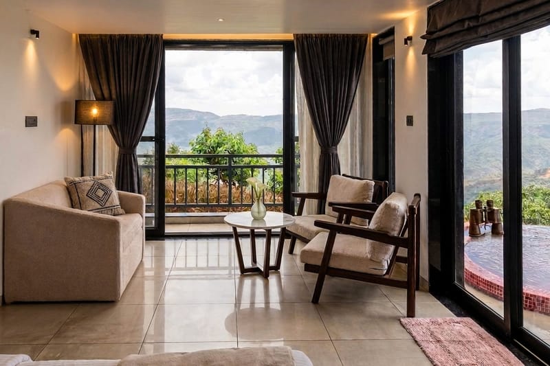Emperior Suite w/ Heart Pool & Jacuzzi @ Vee Resort – photo 5