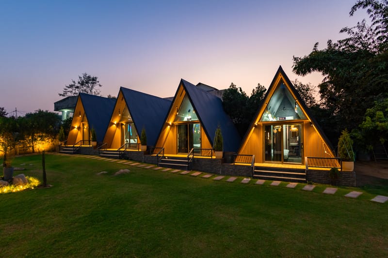 KV Ventures Fable | Cottage with Shared Pool, Gazebo and Garden |  Pet-friendly – photo 1