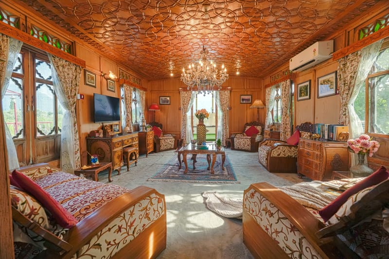 Kingori Houseboat – photo 2