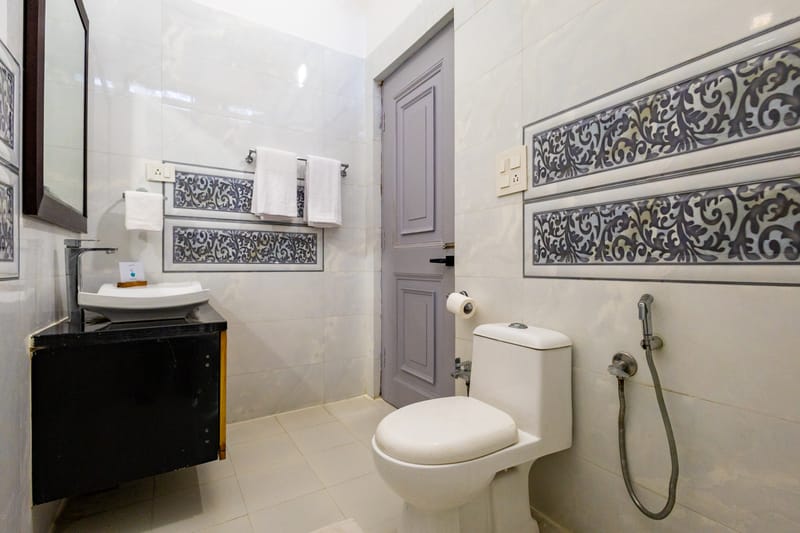 Kuber Vatika | 6-BHK Pet-friendly Villa with Private Pool and Garden Sit Out Area – photo 17