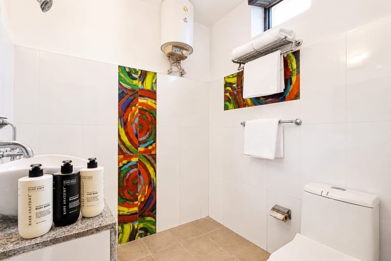 Dhela Jungle Retreat Cobblestone | Pet- Friendly Duplex 2-BHK in a Mini Resort with Shared Pool Near Jhirna Safari Zone – photo 15