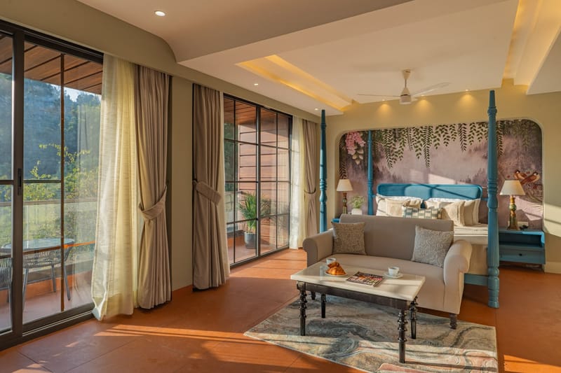 The Kasa w/ Infinity Pool & Home Theatre – photo 32