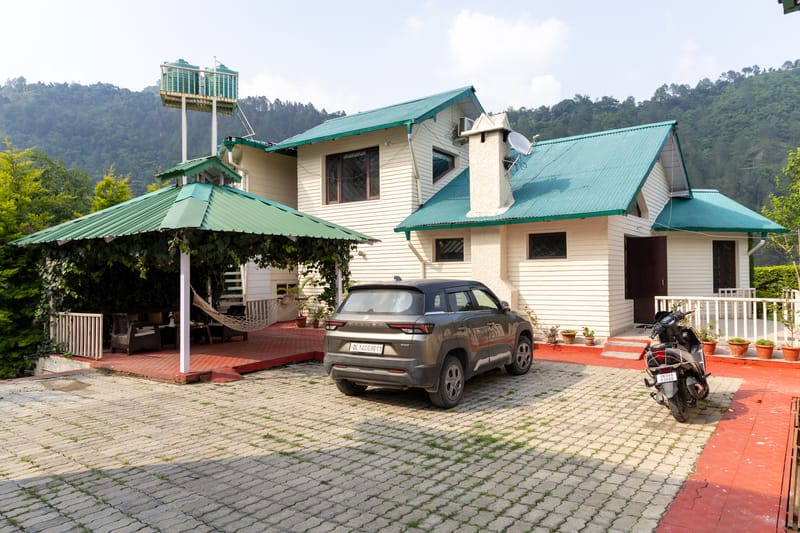 Karinya Villas Fern| Scenic Hill View 1-BHK Villa With Sit Out ,  Shared Gazebo and Garden – photo 17