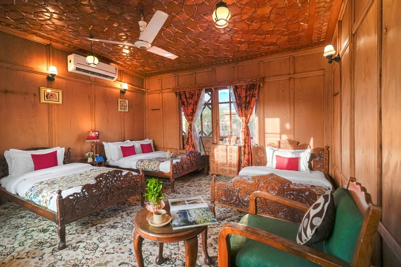 Kingori Houseboat – photo 8