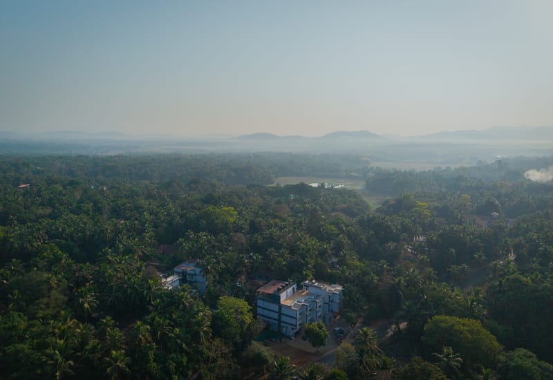 Goan Bliss Deluxe Room | Boutique Resort Stay Near Varca & Benaulim Beaches with Pool, Restro & Library – photo 27