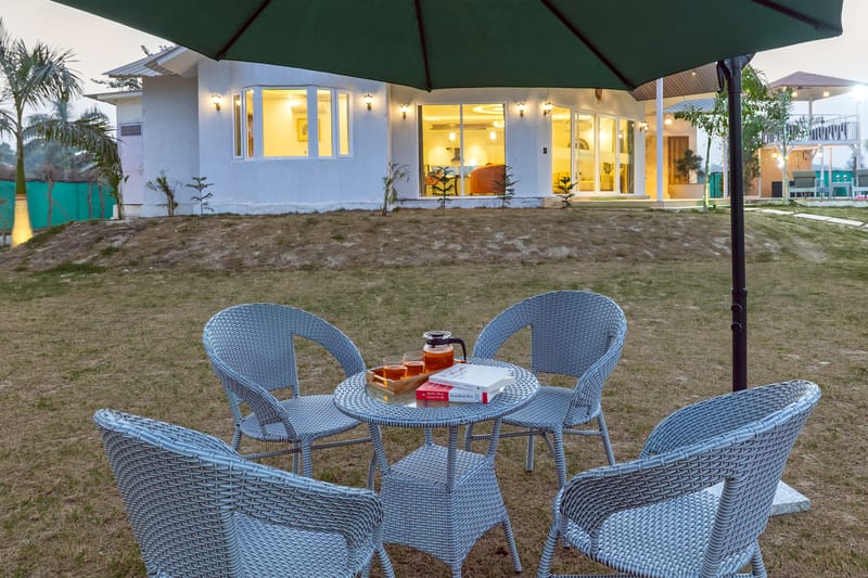Vedaaz Farms | Pet-friendly 4-BHK Farmhouse With Private Outdoor Pool and Garden area – photo 11