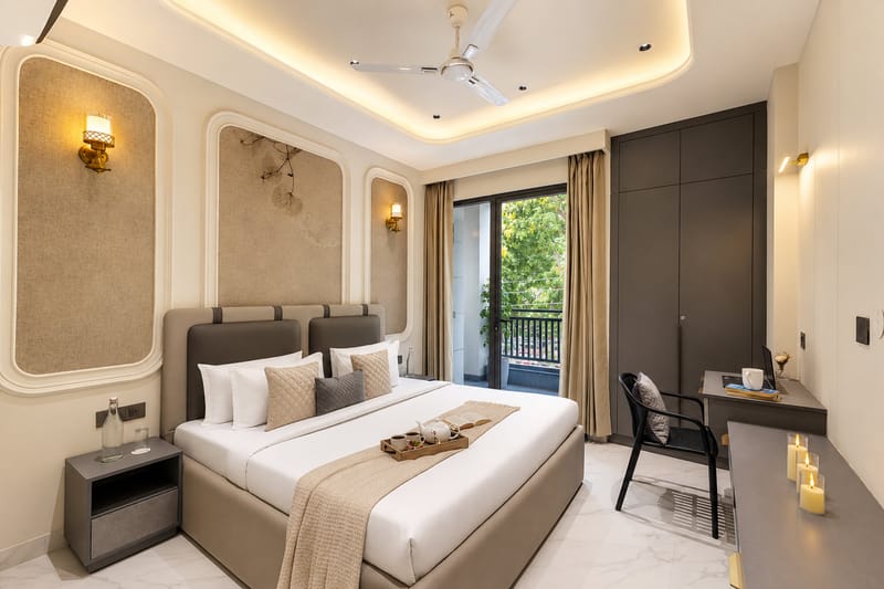 Luxora |1-BHK with Balcony & Views, Restro, Lift, Gym & Conference Room | 1 km from Millennium City Centre /HUDA – photo 3