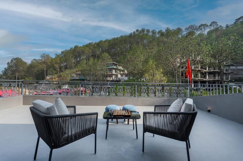 Bask and Blessings Mist | Pet-Friendly Suite With Private Scenic Balcony, Shared Jacuzzi, Spa, Garden & Gazebo – photo 25
