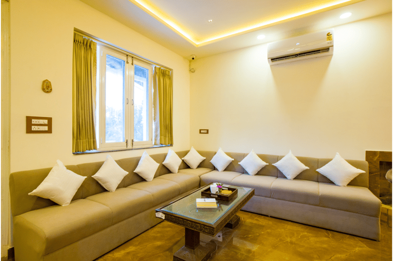 Ramgarh Wild Retreat | Elegant Colonial-Style 2-BHK Villa Amidst the Hills with Private Pool & Garden – photo 8