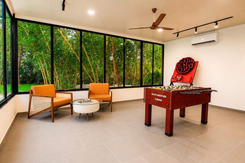 The Crescent Palm Fern | Boutique Cottage With Shared Game Room, Garden and Restaurant – photo 19
