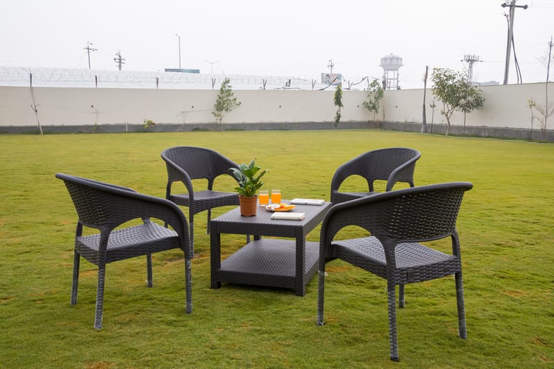 Lush Haven | Chic 4-BHK Retreat with Private Pool, Terrace & Landscaped Garden | Pet-friendly – photo 7