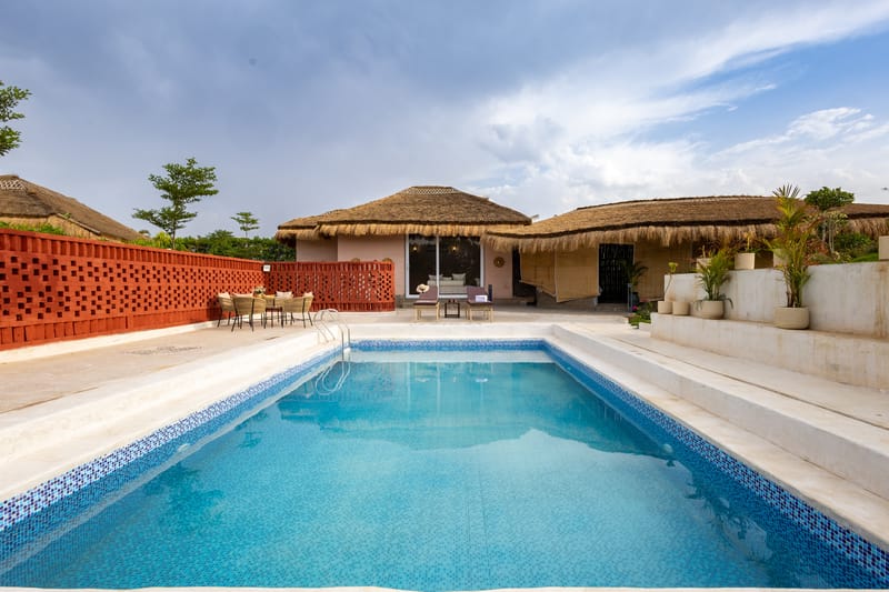 Kimaya Azora | Luxe Suite with Private Plunge Pool, Shared Pool, Restaurant, and Garden in Boutique Resort – photo 18