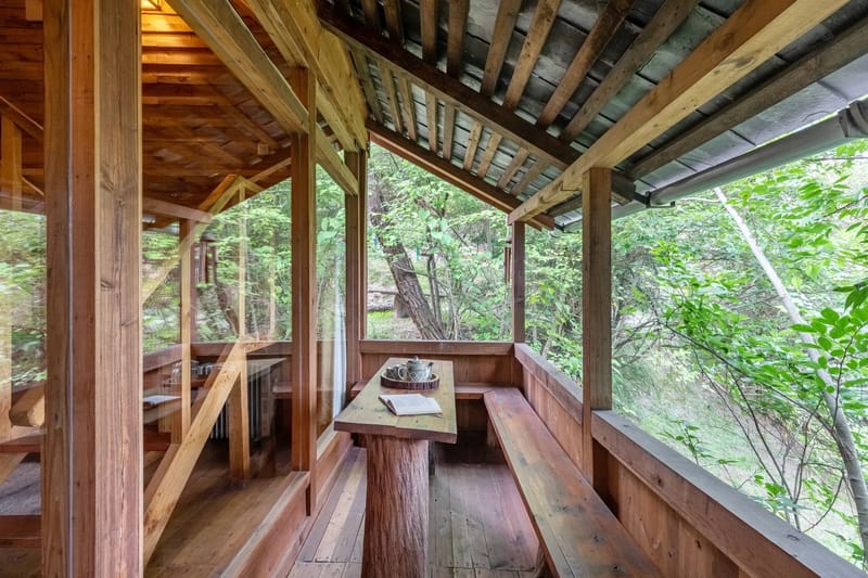 Suro Woodcrest Chalet | Pet-friendly Stay With Loft, Restaurant & Outdoor Seating – photo 13