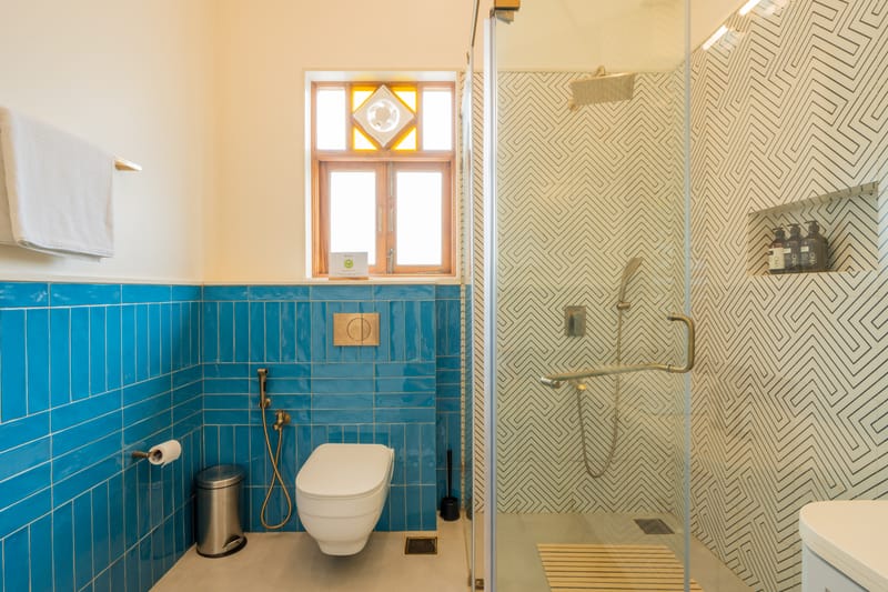 Villa Riviere | Private Riverfront Estate with 6-BHK & 3-BHK, 2 Infinity Pools, Lift, Lounge Area & Kids' Room | 3 Km from Candolim – photo 18
