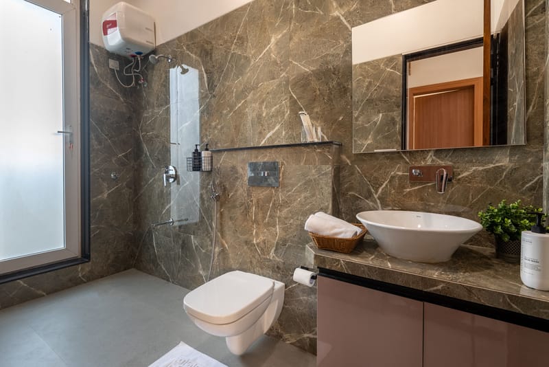 White House | 4-BHK Villa With panoramic Hill Views, Glass Room, Outdoor Pool & Dam nearby – photo 16