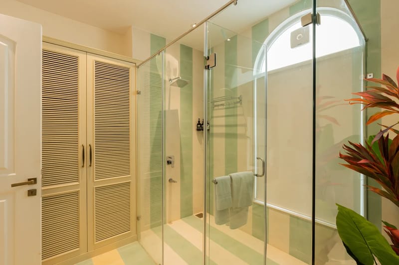 YashGeet Villa | 4-BHK | Pvt Pool | Terrace | Garden | Jacuzzi – photo 26