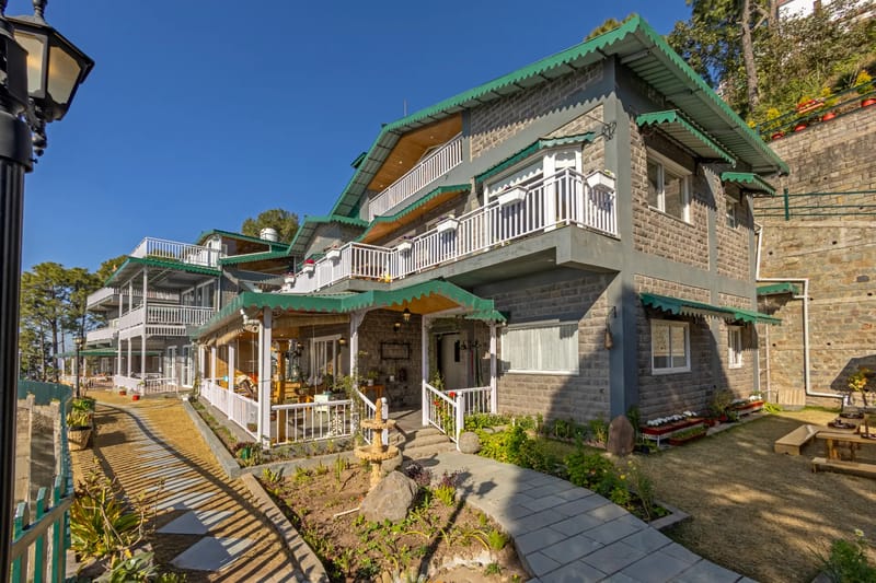 Cliff Side Villa | 3-BHK + Attic | Garden | Gazebo | Balconies | Scenic Views – photo 1