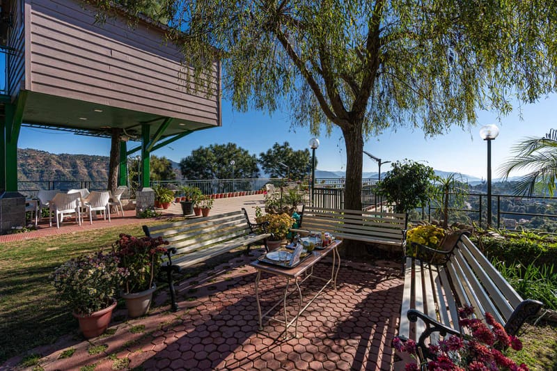4 Rooms @ Villa Mountain Crest w/ Outdoor Pool – photo 15