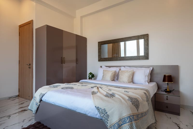White House |  3-BHK Villa With panoramic Hill Views, Glass Room, Outdoor Pool & Dam nearby – photo 13