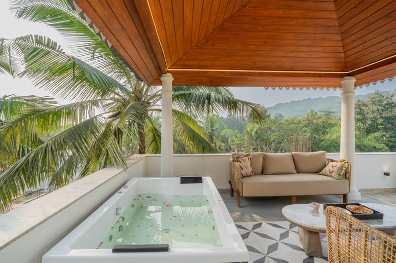 YashGeet Villa | 4-BHK | Pvt Pool | Terrace | Garden | Jacuzzi – photo 9