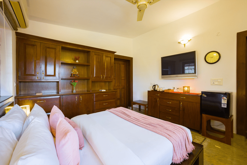 Farm Naturelle | Pet-friendly 3-BHK Farmhouse Near Jim Corbett With Garden, Terrace & Orchards  – photo 38
