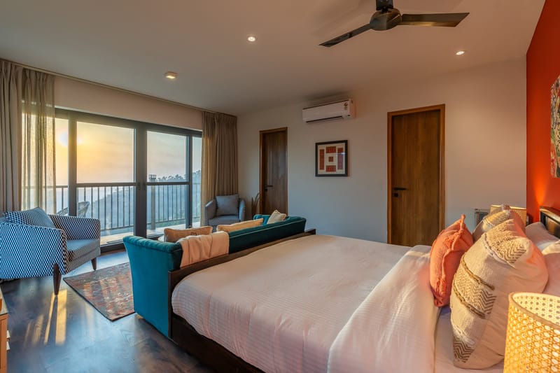 Savara w/ Heated Infinity Pool and Jacuzzi
 – photo 35