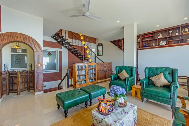 Cliff Side Villa | 3-BHK + Attic | Garden | Gazebo | Balconies | Scenic Views – photo 17