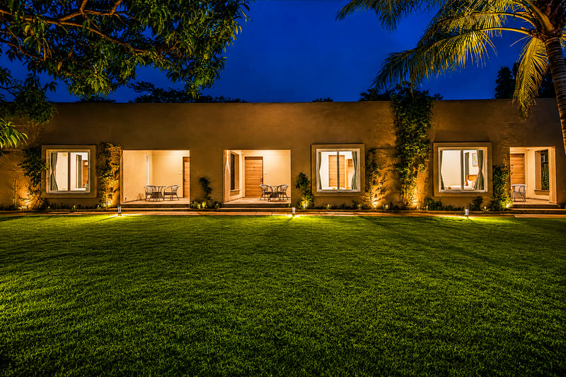 The Crescent Palm Lagoon | Cottage With Bathtub, Shared Game Room, Garden and Restaurant – photo 35