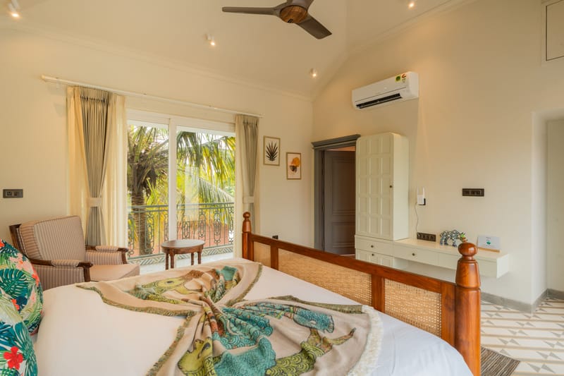 Purple Coral | Luxe 5-BHK Villa With Two Private Pools & Lift Near Chapora Fort – photo 36