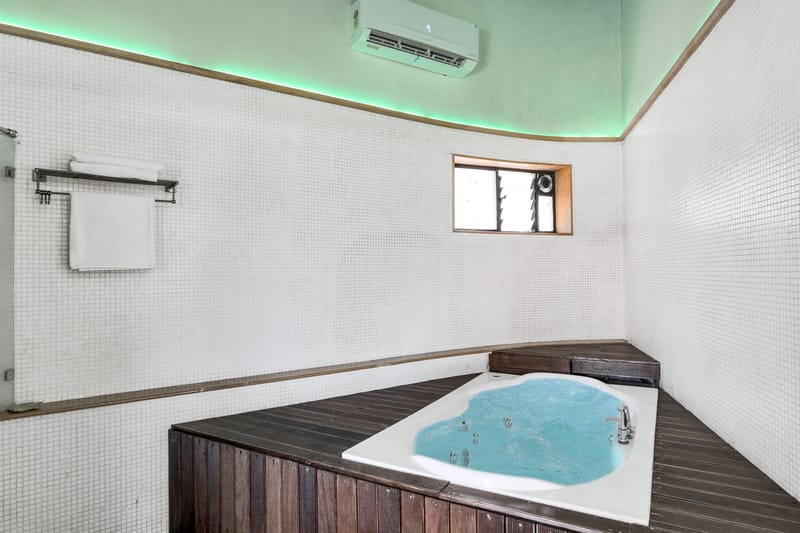Lush Villa | 6-BHK Pet-Friendly Villa with Pool, Jacuzzi, Gazebo & Garden – photo 24