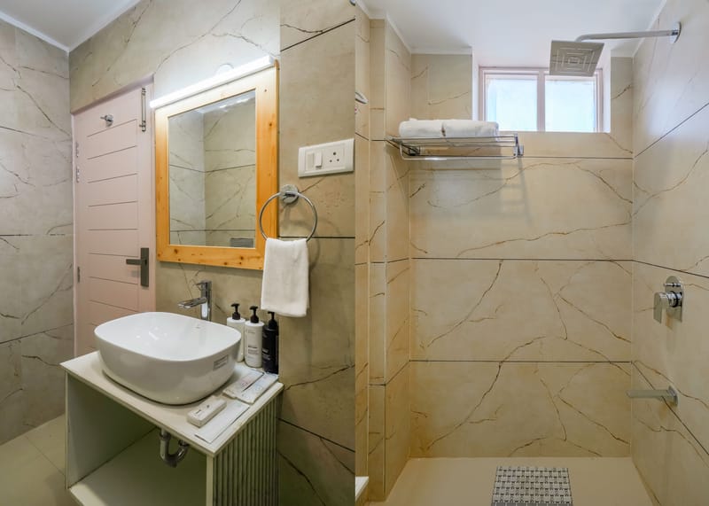 Hillshades | 3 BHK with Sit-out Area, Shared Pool, Restaurant, Game Zone and Scenic Hill Views – photo 19