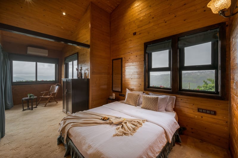 Cowboy Castle – photo 24
