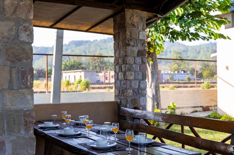 Dhela Jungle Retreat Cobblestone | Pet- Friendly Duplex 2-BHK in a Mini Resort with Shared Pool Near Jhirna Safari Zone – photo 6