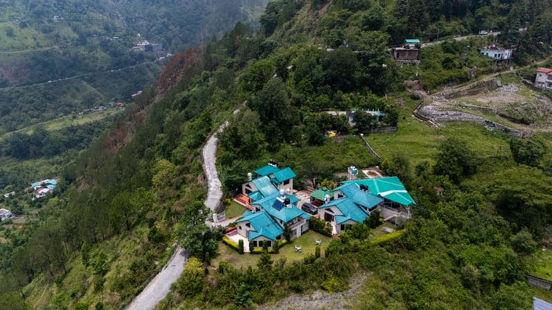 Karinya Villas Fern| Scenic Hill View 1-BHK Villa With Sit Out ,  Shared Gazebo and Garden – photo 25