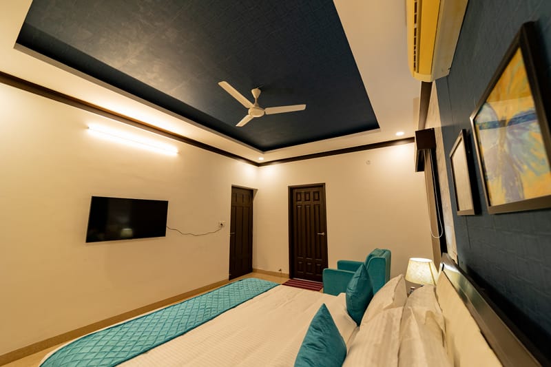 Gerry’s Villa | Chic 4-BHK Escape with Lounge, Pool, Sit-out and Terrace – photo 10