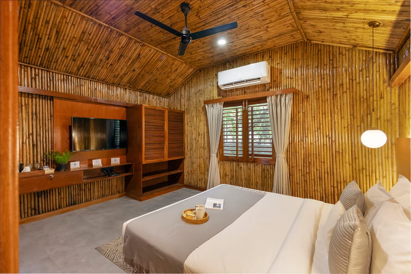 Timber Standard Suite | Pet-friendly Bamboo Cottage with Pvt Sit-Out Area & Shared Dining – photo 11