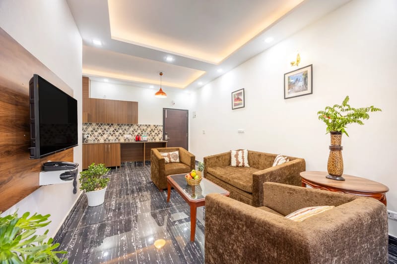 Kingdom Heartz | Charming Pet-friendly 1-BHK Apartment With Balcony, Common Pool, Common Garden & Restaurant   – photo 13