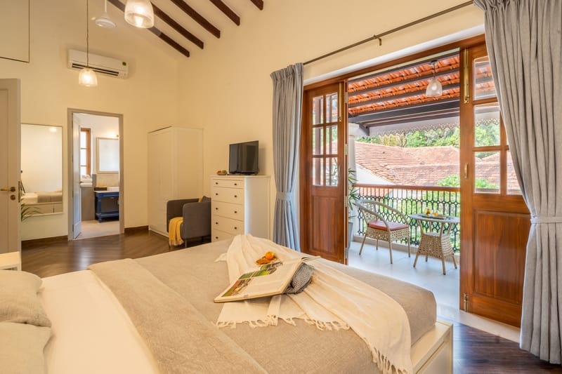 Casa Amore | 4-BHK Portuguese-Inspired Twin Villas In a Secluded Estate with Private Pools & Mini Bars | Close to Calangute & Baga Beach – photo 46