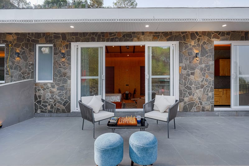 Bask and Blessings Mist | Pet-Friendly Suite With Private Scenic Balcony, Shared Jacuzzi, Spa, Garden & Gazebo – photo 17