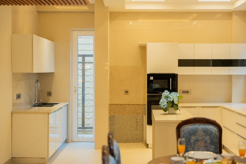 The Royce Rose | Hillside Luxe 4-BHK Villa With Private Pool, Steam Room, Jacuzzi & 360° Hill Views – photo 43