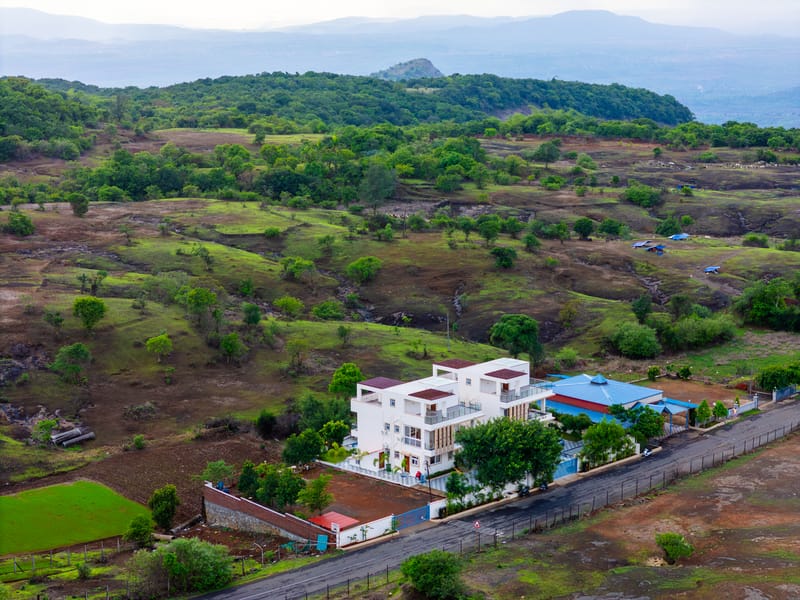SK Villa | 4-BHK Retreat with Private Pool, Sit-Out & 360° Panoramic Views, Near Korigad Fort – photo 35